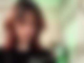 Live cam show with MartaVitatoe - Facial Piercings on Soda Cam