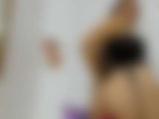Live cam show with Melody-Moon - Delicious on SinfulBabes