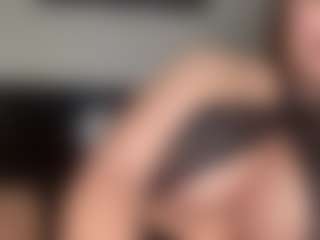 Live cam show with MissLexy - Brown Eyes Brown Hair on Pornisteam.com