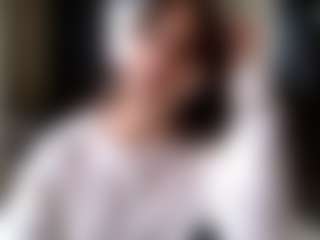 RebbecaEhret's Live Sex Cam Show