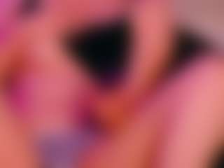 Live cam show with RosseDoll - Dirty Talk on Fit Hotties