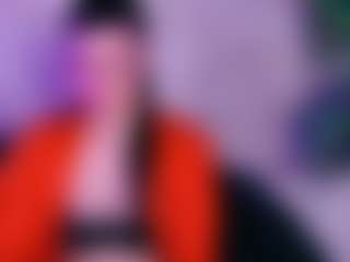 Live cam show with RosseDoll - Smoking on StripNow