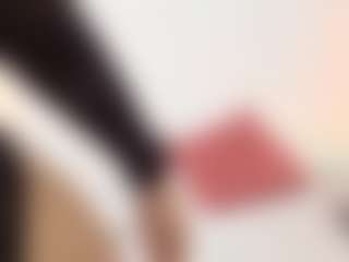 Live cam show with Scarlet-Jhons - Big Tits Small Tits on Camsoda