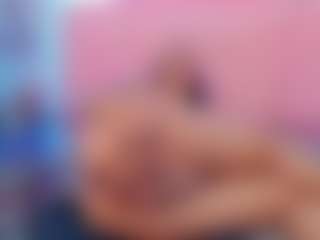 Live cam show with Sophiesweet88 - Fuck Machine on 1on1-livenow