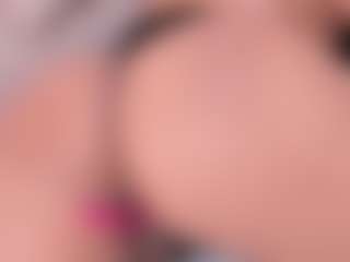 ViolettaRousee's Live Sex Cam Show