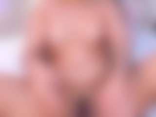 ViolettaRousee's Live Sex Cam Show