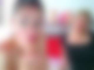 Show live cam dengan yourfantasy22cvete - Petite MILF di Camsoda