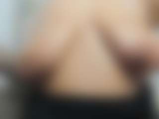 Live cam show with zoeyboobies - New Brown Eyes on Camsoda