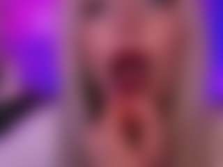 Live cam show with AlaskaLane - Cute on Camsoda Late Night