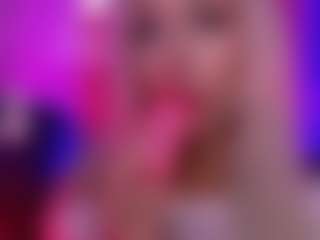 Live cam show with AlaskaLane - Smoking on Mixed Magazine Live