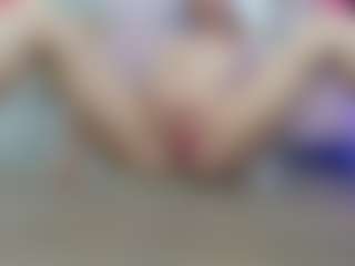 Live cam show with faye-moon - New Young Adult on chickslive.net
