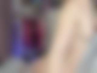 Live cam show with faye-moon - Gamer Brown Hair on Porn Luv