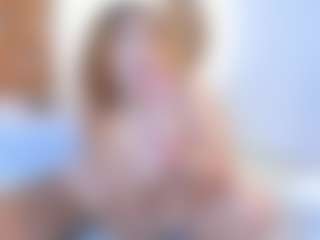 Live cam show with KarahSky - New Young Adult on sexylive.show