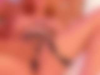 Live cam show with KarahSky - New White on Pornisteam.com | colombia