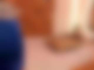Live cam show with KarahSky - Teen (18+) on Gym Cam Girls