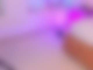 Live cam show with KarahSky - Deepthroat on Hubzter Live
