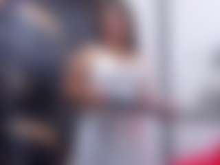 sophie30 MILF webcam performer live streaming