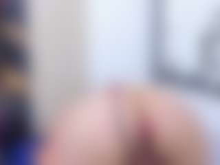 Live cam show with sophie30 - Tease MILF on Camsoda