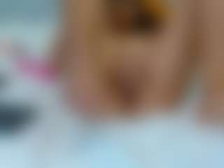 AmelieLaurentC's Live Sex Cam Show