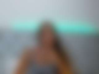 AmelieLaurentC's Live Sex Cam Show