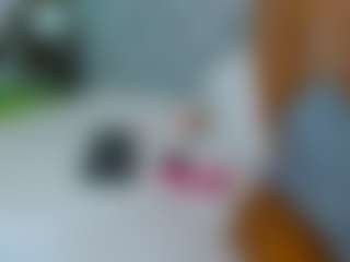 AmelieLaurentC's Live Sex Cam Show