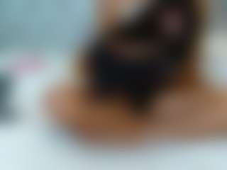 AmelieLaurentC's Live Sex Cam Show