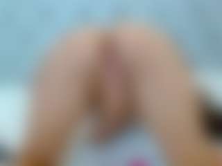 AmelieLaurentC's Live Sex Cam Show