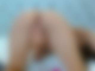 AmelieLaurentC's Live Sex Cam Show