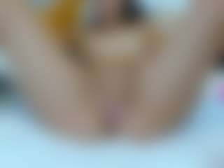 AmelieLaurentC's Live Sex Cam Show