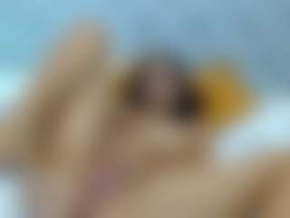 AmelieLaurentC's Live Sex Cam Show
