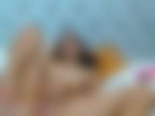 AmelieLaurentC's Live Sex Cam Show
