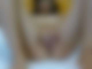 AmelieLaurentC's Live Sex Cam Show
