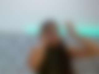 AmelieLaurentC's Live Sex Cam Show