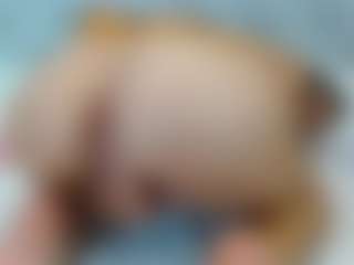 Live cam show with AmelieLaurentC - Erotic Dance on Soda Cam