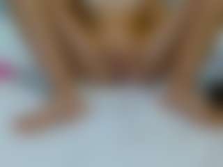 AmelieLaurentC's Live Sex Cam Show