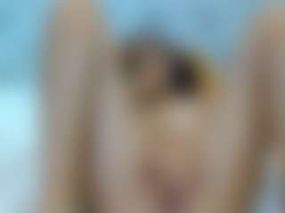 AmelieLaurentC's Live Sex Cam Show