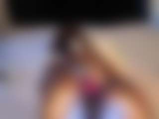 Live cam show with chocolatolait - New Young Adult on Gym Cam Girls