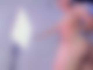 Live cam show with Daian-Catt - Brown Eyes on Camsoda