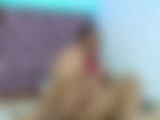 rousemilf4u1's Live Sex Cam Show