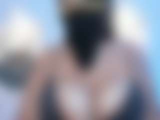 Live cam show with samiraa-halem - Bedroom Teen (18+) on Camsoda