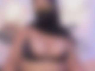 Live cam show with samiraa-halem - Granny Lovense on Livezox