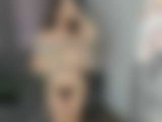 AlineDerck's Live Sex Cam Show