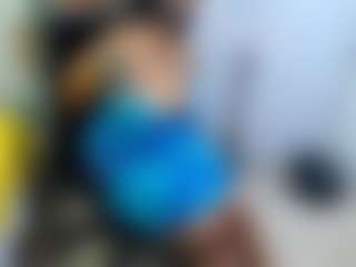 BigFluff33xx's Live Sex Cam Show