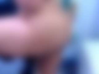 Live cam show with BigFluff33xx - Bedroom Ebony on Camsoda | south africa