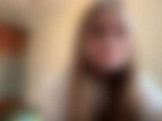 FarrahYeatts's Live Sex Cam Show