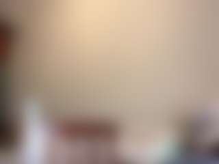 Live cam show with FarrahYeatts - New Teen (18+) on Camsoda