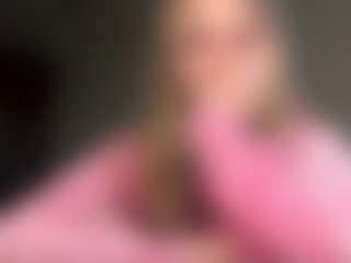 Live cam show with FarrahYeatts - Genital Piercings on crypto-cams