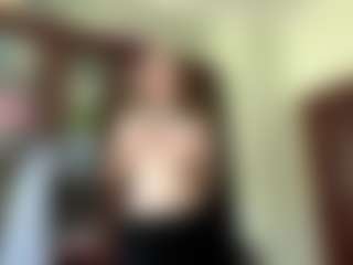 FarrahYeatts's Live Sex Cam Show