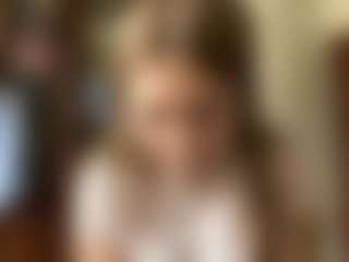 FarrahYeatts's Live Sex Cam Show