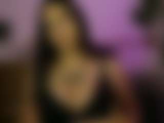 Live cam show with Hannabee18 - New Young Adult on Camsoda